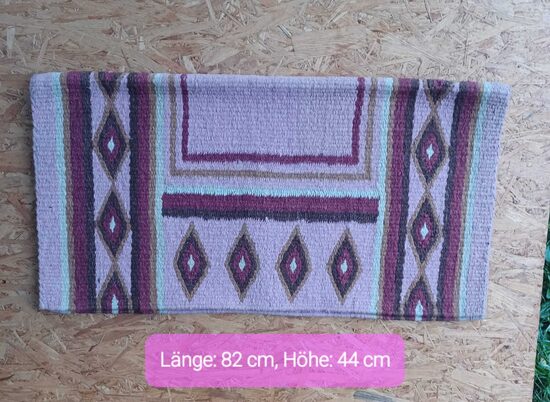 33. Schohblanket Lavendel/bordeaux